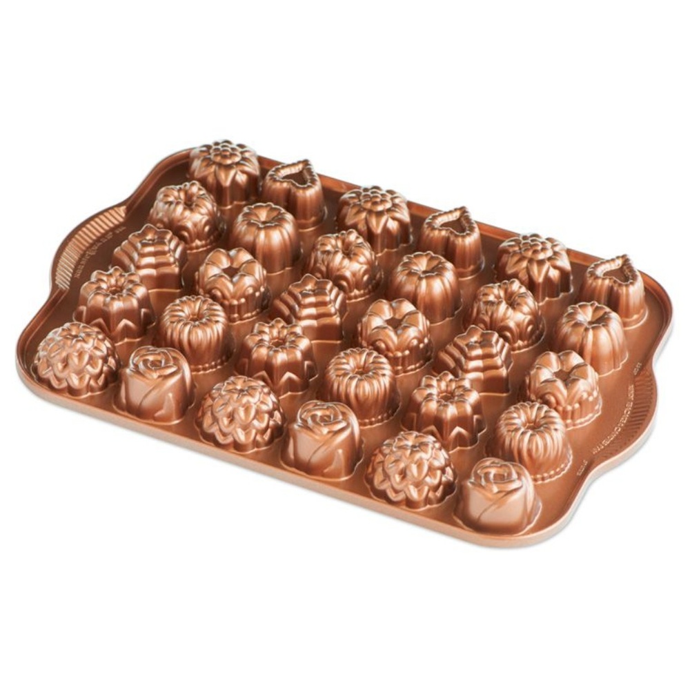 NORDIC WARE BUNDT TEA CAKES AND CANDIES PAN